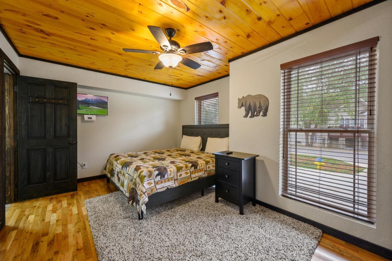 Smoky Mountain Chalet بيدجن فورج المظهر الخارجي الصورة