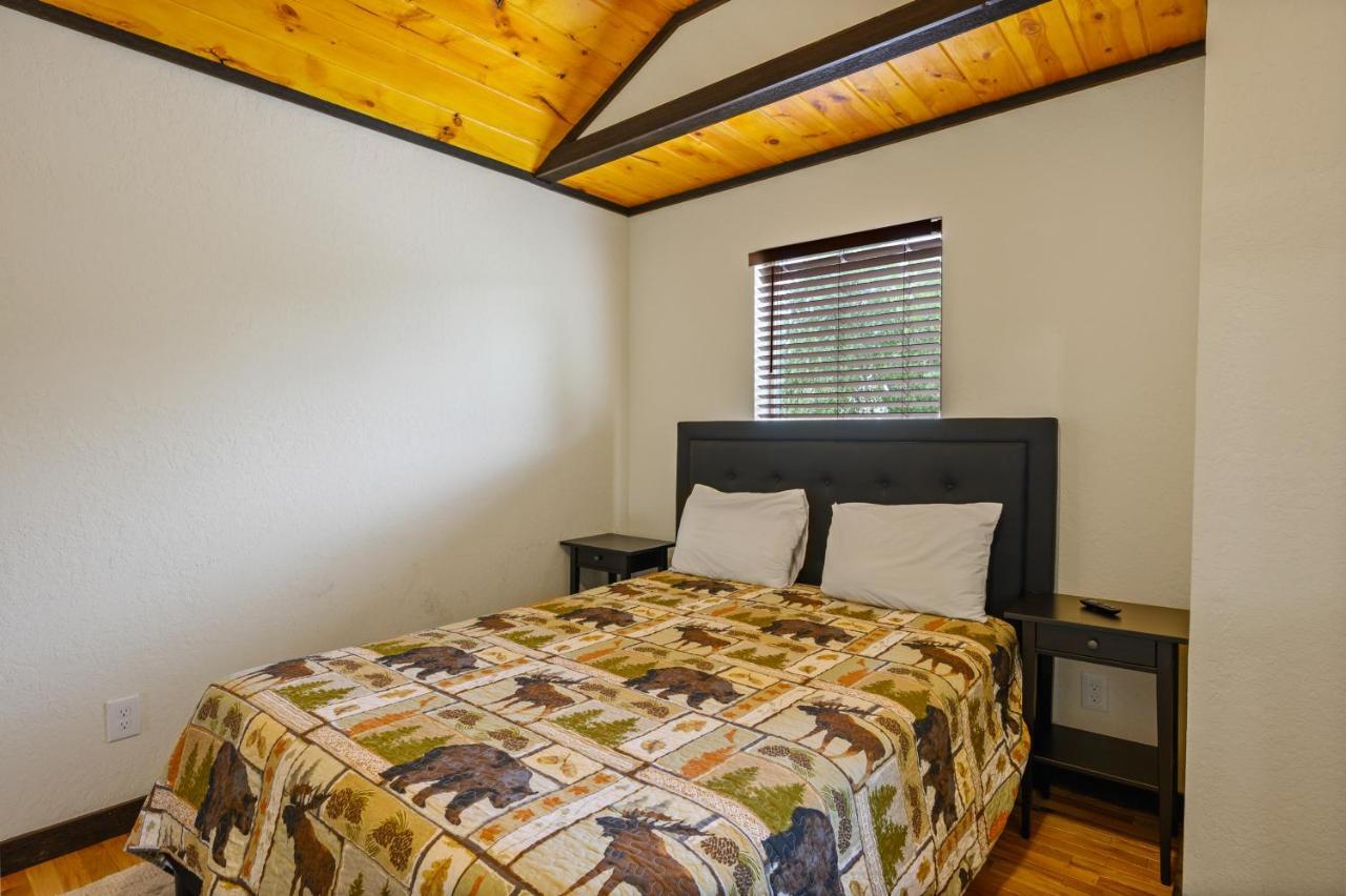 Smoky Mountain Chalet بيدجن فورج المظهر الخارجي الصورة